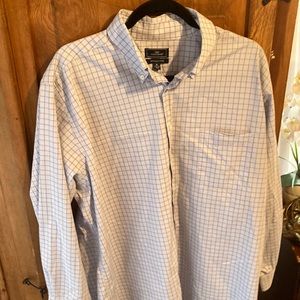 Light blue stripped dockets dress shirt